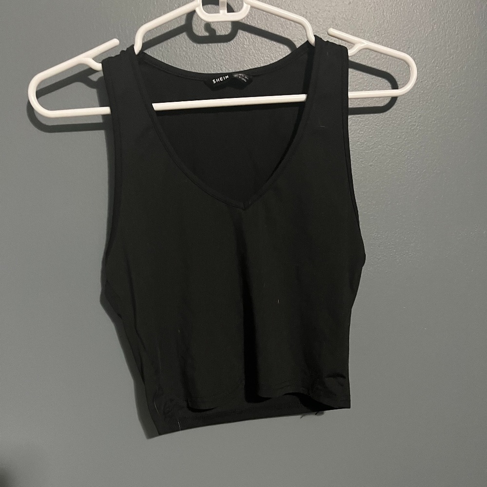 SHEIN Crop Top